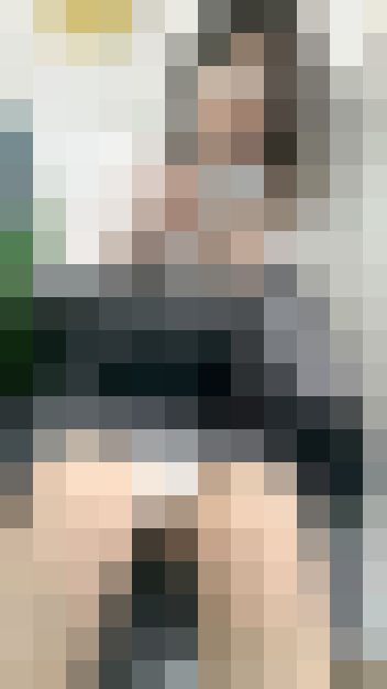 【再販】(電車対面）(顔出し)艶々なロングの黒髪がキレイな美人OLお姉さんを…ただただ…ひたすら…下からのぞきこむようなアングルで観察し サンプル画像