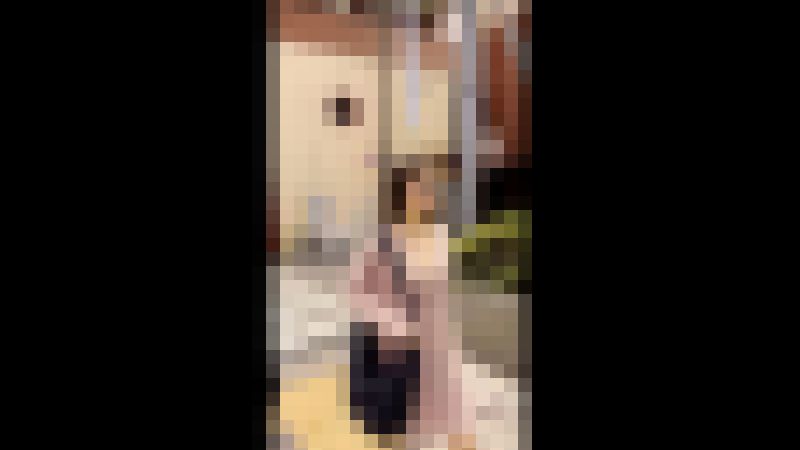 【４K顔出し】美人巨乳JDのブラチラ＆パンモロがっつりｗ　サンプル画像1