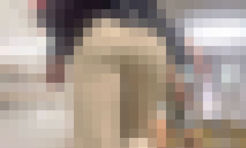 上玉OLたちの下品な美巨尻を堪能！自慢のエロ尻をパッツンさせて浮き出るクロッチで♂をたぶらかす!　サンプル画像4