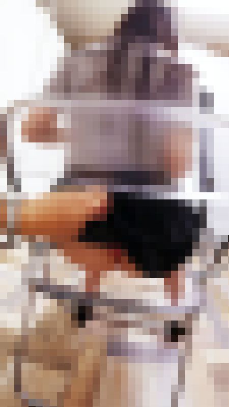VRしているエキゾチックお姉さんの胸ちらパンチラ　これこそボンキュッボン！　サンプル画像6
