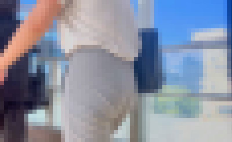 街中の素人OLのエロ尻３連発！自慢のスケベ尻をムニュらせて♂を挑発!　サンプル画像5