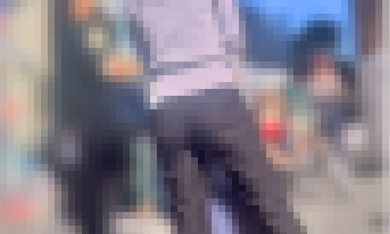 街中の素人OLのエロ尻３連発！自慢のスケベ尻をムニュらせて♂を挑発!　サンプル画像6