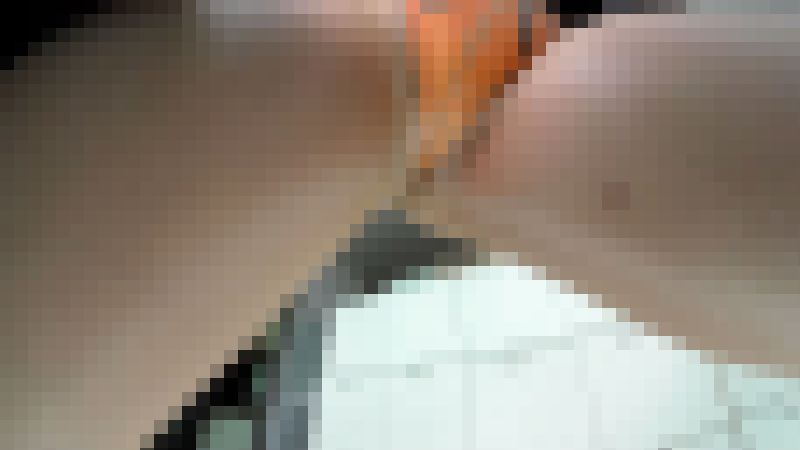 【再販】机の下にカメラ設置★サテンTバックOLお姉さんと透けパンOLお姉さんを覗くパンチラ サンプル画像5