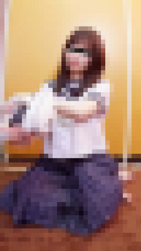 VRしている無防備状態の娘の胸ちらパンチラ  童顔アイドル系 みくちゃん サンプル画像2