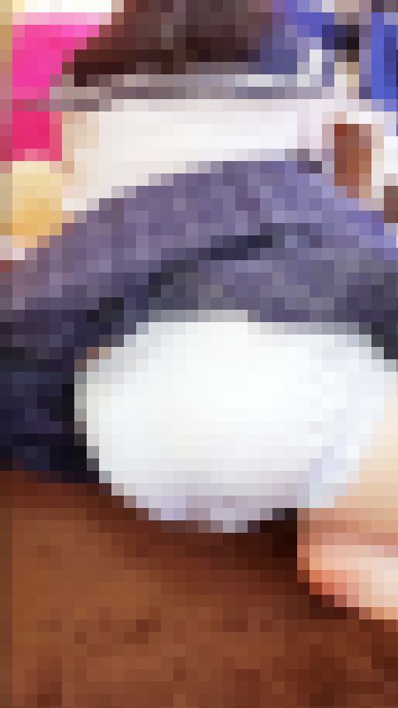 VRしている無防備状態の娘の胸ちらパンチラ  童顔アイドル系 みくちゃん サンプル画像5