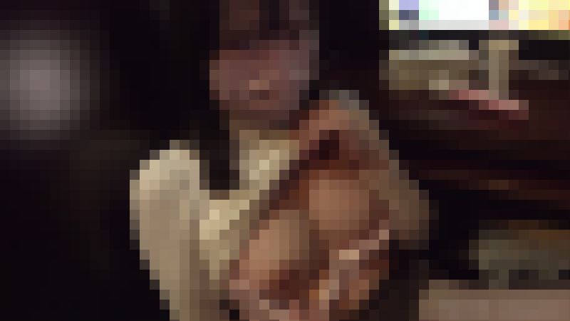 【再販】裏垢女子がオナニー中に男が乱入。デカパイ揉まれてアソコもパックリ御開帳 画像