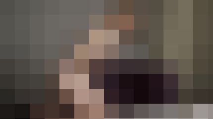 【再販】色白美乳の27歳人妻が生の他人棒で膣奥を執拗に突かれ悶絶　サンプル画像1