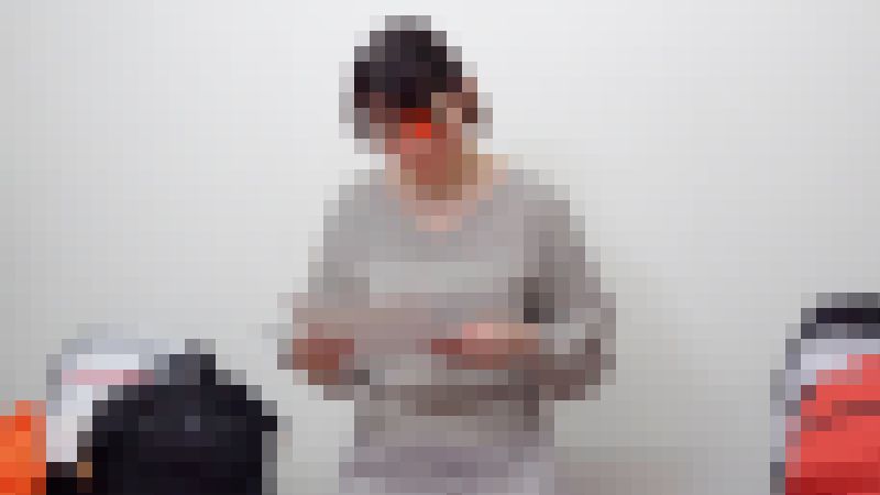 【救命講習/胸チラNo.67】働くOLさん2名！天然美乳の事務職女性/おっとり系巨乳美女の胸チラ　サンプル画像2