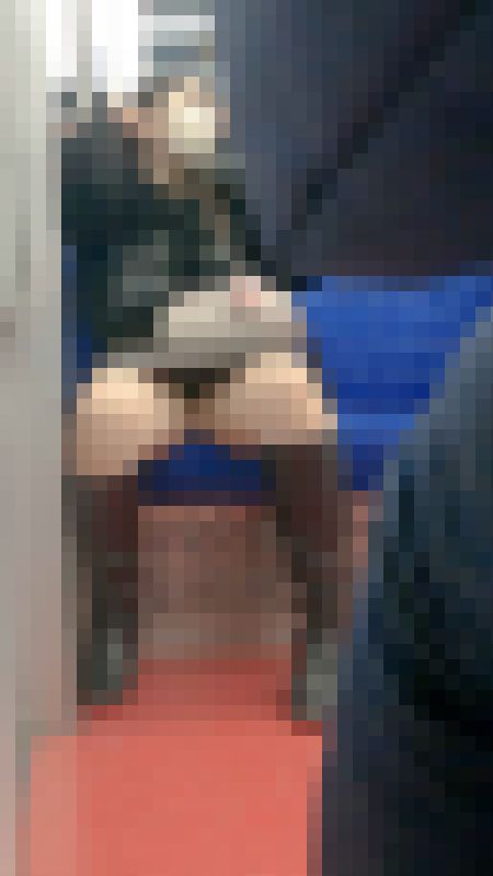 【?3/1特別価格】黒Tバック食い込み美女を電車内盗撮→気づいてから逆に見せつけ！階段でじっくりパンツ鑑賞＋野外露出特典　サンプル画像4
