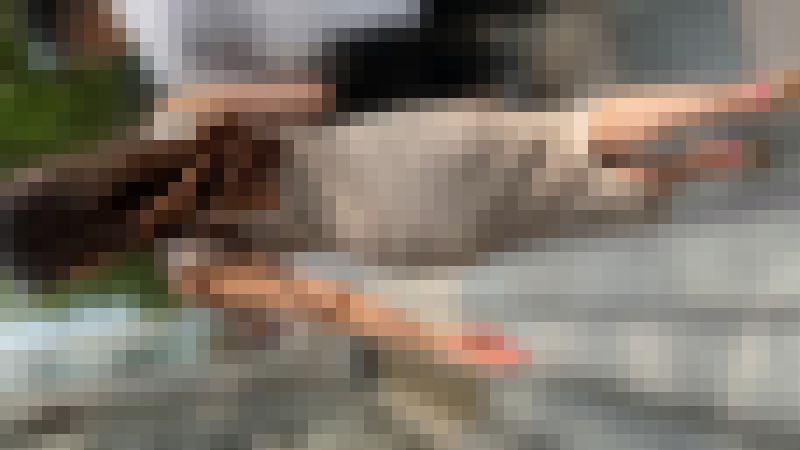 【再販】ベージュのセクシーなニットワンピースを着た人妻のPライン (/ω＼)　サンプル画像4