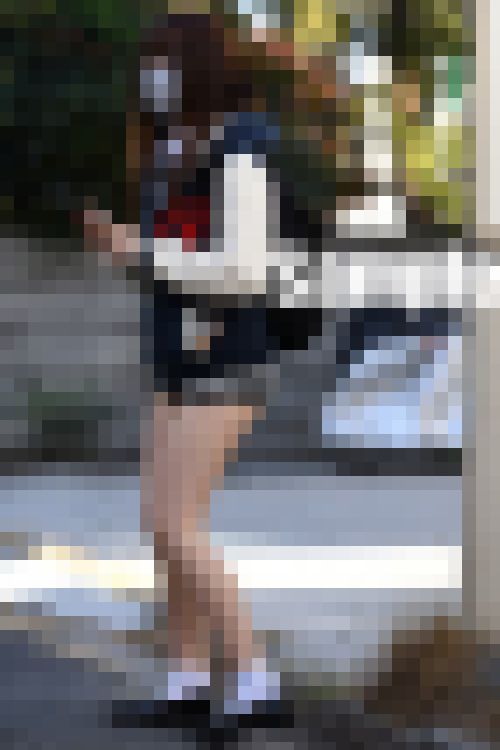 【再販】新・超激スーパーウルトラマイクロミニスカJK VOL.8〜おいしそうな脚をした激カワJKを激写+おまけ動画あり〜　サンプル画像3