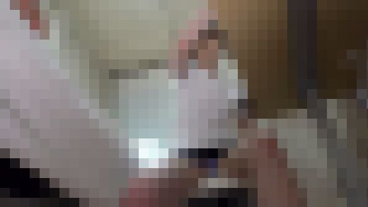 【再販】脱毛サロンのセラピストさん　ローアングルからパンツを狙われる　サンプル画像5