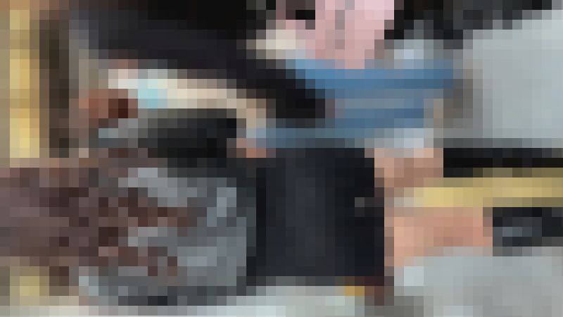 【再販】レースの隙間からパンティー見えそう！エロいミニスカギャルを追跡(/ω＼)　サンプル画像1