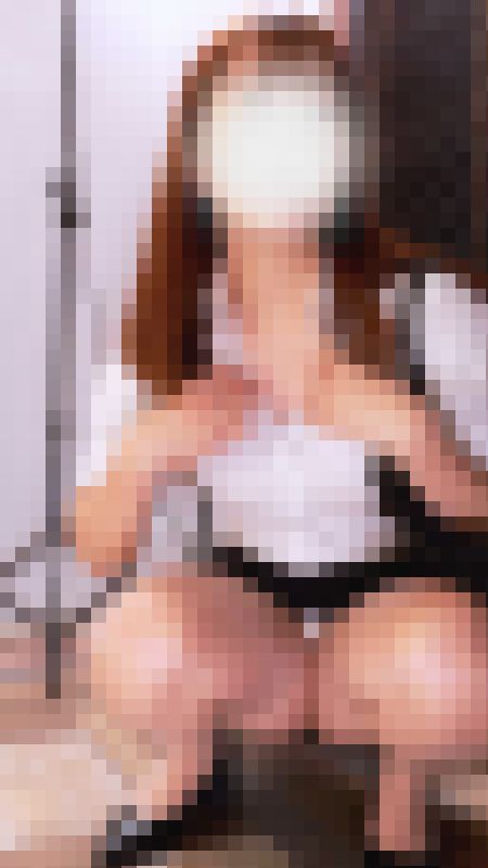 撮影会パンチラ　ノーパンだけど警戒心ＭＡＸ　サンプル画像4