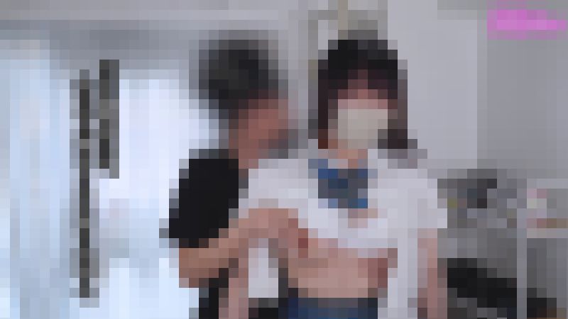 思い出の青チェ制服でチカンプレイ（2）2カメで巨乳とシミパンを同時撮影　サンプル画像3