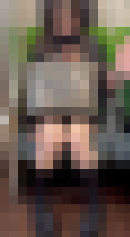 【再販】2名のS級都会の美人お姉さんの綺麗な生足を対面から！ サンプル画像