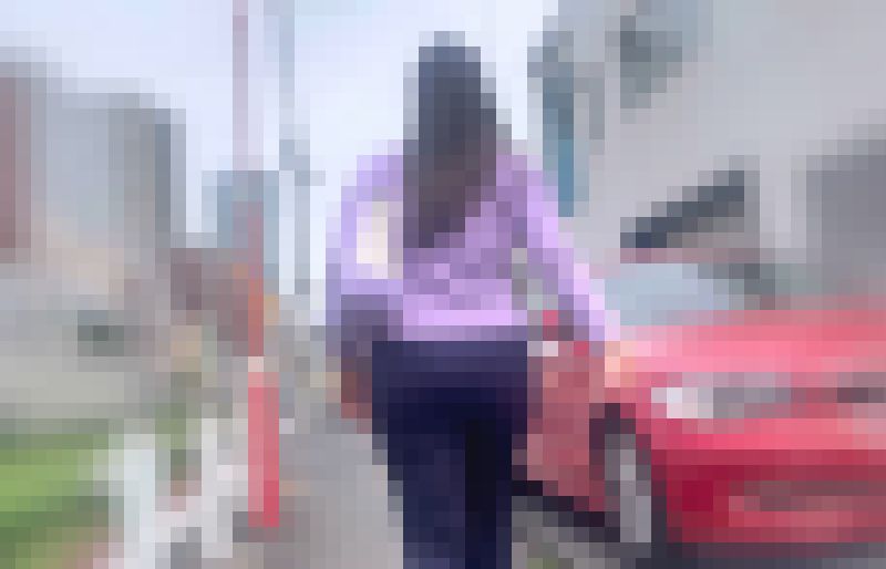 素人OLのスケベなエロ尻たちを堪能！パツパツなエロ巨尻をムニュらせて男を挑発!　サンプル画像2