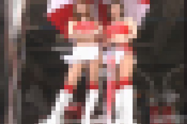 【再販】白ミニスカ赤パンツハミ毛！RQvol.27　サンプル画像2
