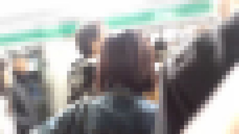 【再販】本物の満員電車に突撃!8 〜生意気・低身長のAV女優が完全敗北〜 サンプル画像5