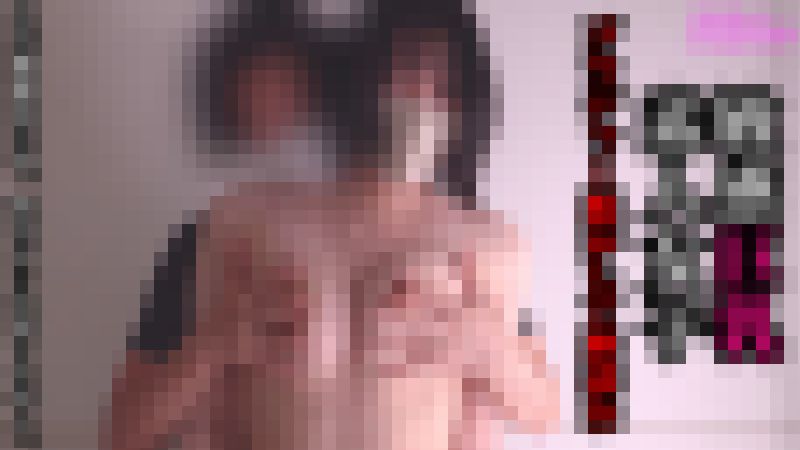 ウブな素人女子のブラジャー脱がせて柔らか巨乳揉み　サンプル画像1