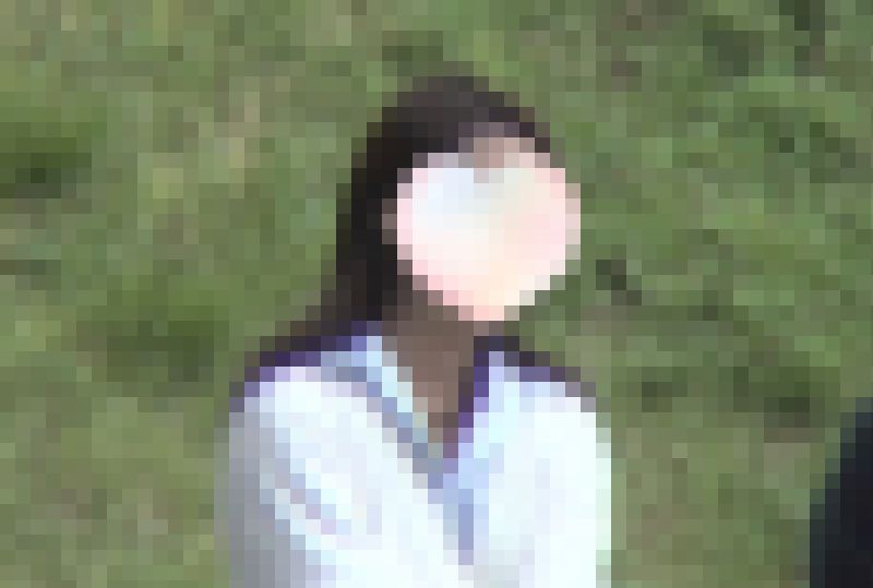 【再販】スタイル抜群 J○美女 超ミニ パンチラ　サンプル画像1
