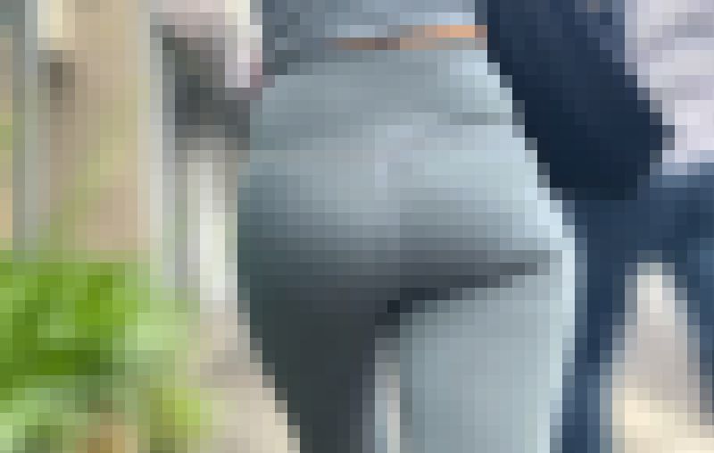 露出狂のような極上エロ尻を堪能！希少なスパッツからパンティ丸出し＋股間から浮き出るクロッチで庶民を誘惑! サンプル画像