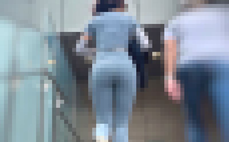 露出狂のような極上エロ尻を堪能！希少なスパッツからパンティ丸出し＋股間から浮き出るクロッチで庶民を誘惑!　サンプル画像2