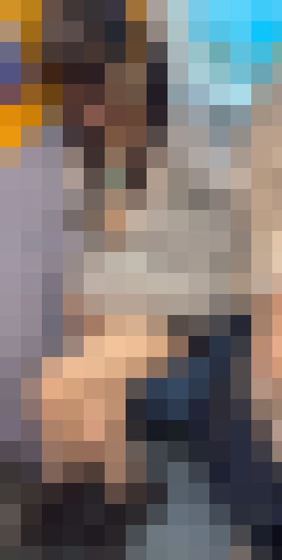 【再販】アイドル級女子大生のミニスカ脚組み生脚とハリ艶太もも サンプル画像2