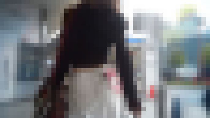 (14名収録)極薄ピタピタTシャツで美巨乳を強調する激カワ女子大生の待ち合わせなど　サンプル画像5