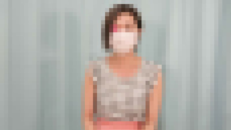 美巨乳患者のワクチン接種！/ピンク乳首をバッチリ撮影！【パンチラ/おっぱい/ワクチン接種】　サンプル画像2