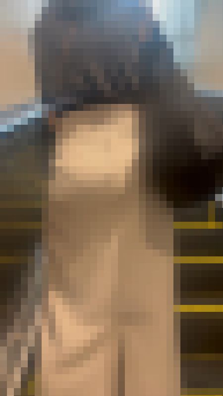 【再販】《４K・高画質》 No.1574「パンティーが透けてしまっている朝のOL達」　サンプル画像4