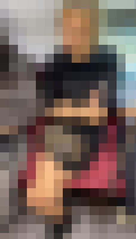 【再販】ギャル系美人お姉さんの真上見下ろしショーパン生足 サンプル画像1