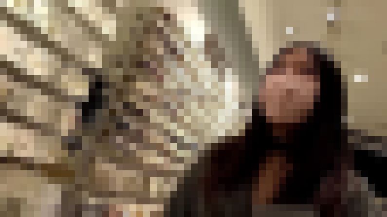 【再販】男に超不慣れな雛鳥ちゃんを、じわじわ誘導してチラチラ見てきた件　サンプル画像1