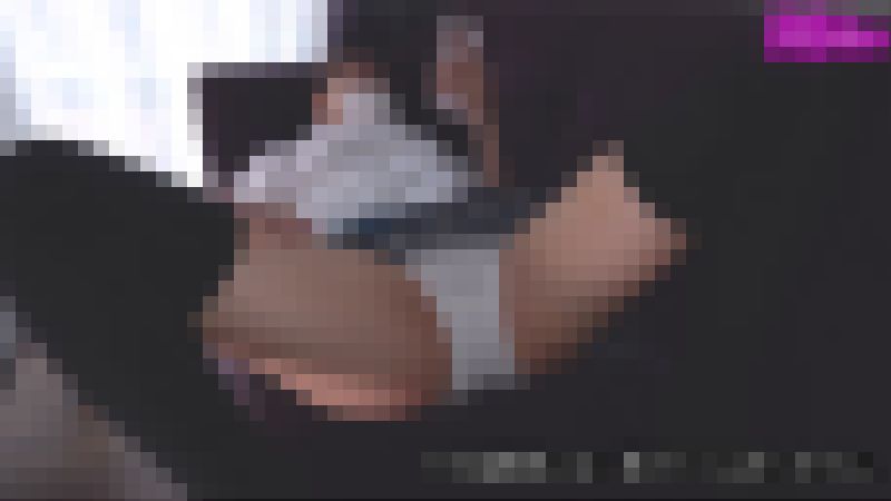 桃尻美脚JKの制服パンチラ（5）ニーソ脚とハミ尻触り　サンプル画像2