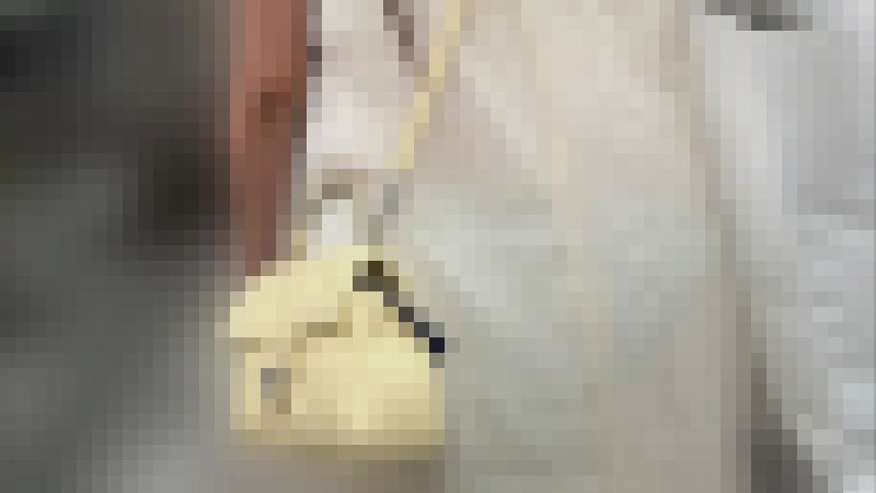 【再販】白いシフォン生地のワンピースからパンティー透け透け (/ω\) サンプル画像