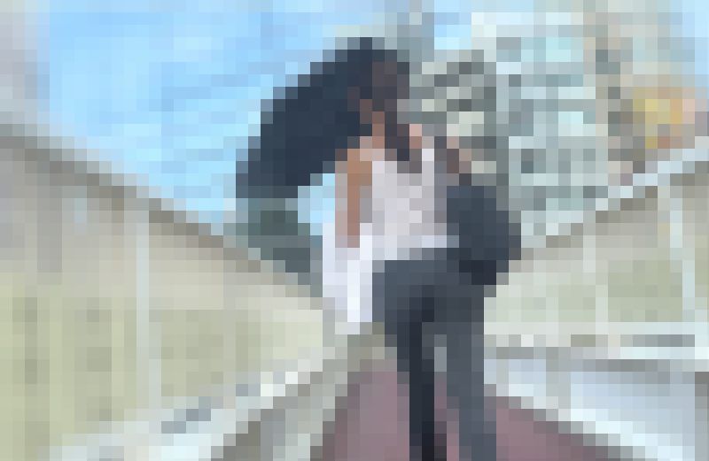 超Sクラスなエロ尻たちを下から堪能！自慢のケツをムニュらせながら食い込むパンティラインで男を挑発!　サンプル画像5