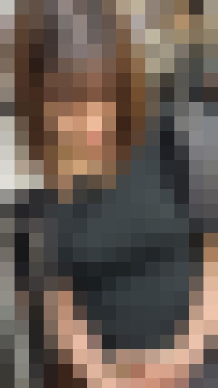 【推定D~Eカップ1】切れ長の目をしたクール美人の大きく膨らんだ胸を撮影しながら観察! サンプル画像5