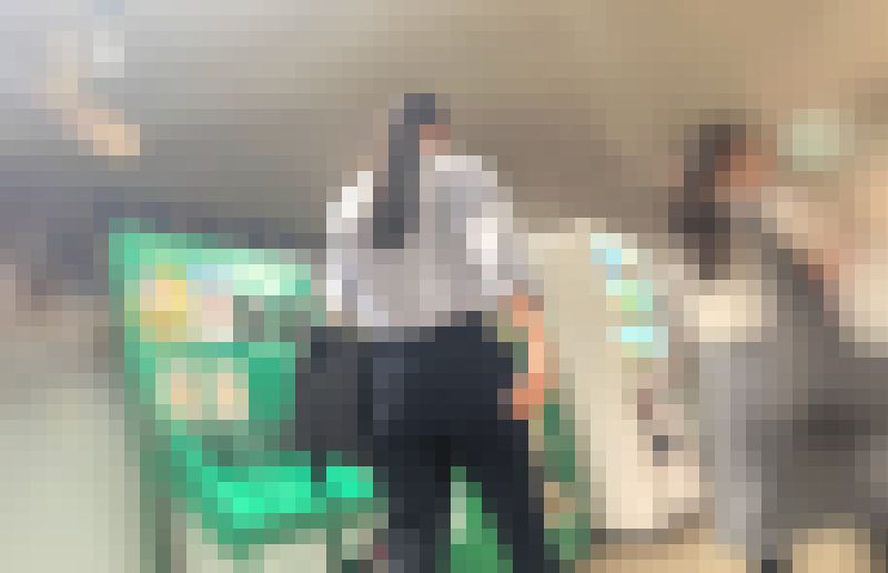 超Sクラス素人OLのスケベ尻を下から堪能！エロケツを階段でパッツンさせながら♂を挑発!　サンプル画像5