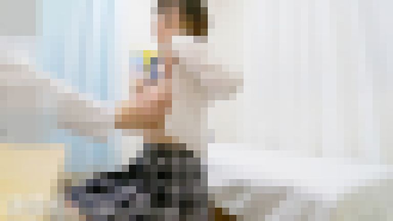 [禁断]診察室28 - 透き通る肌と小さな体格は合法っぽい　サンプル画像3