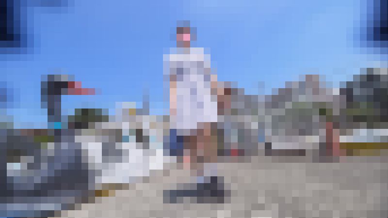 【原石美女こころシリーズ12】ガーリーワンピで手漕ぎボートに挑戦！でも酷暑でノーガードパンチラ状態！　サンプル画像2
