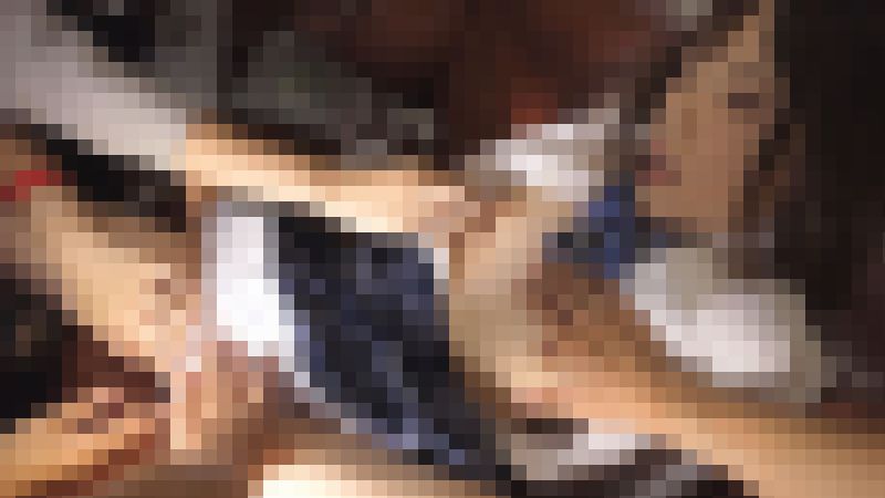 【再販】本当にあったお触りOK集団撮影会！餌食になった制服美女股間おっぱいお触りされまくり　サンプル画像2