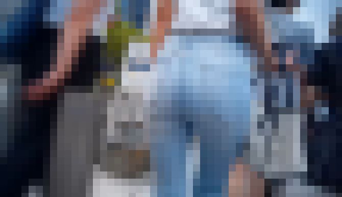 (10名収録)超激カワ美人女子大生の完璧なプルプル美桃尻スキニーデニムなど　サンプル画像1