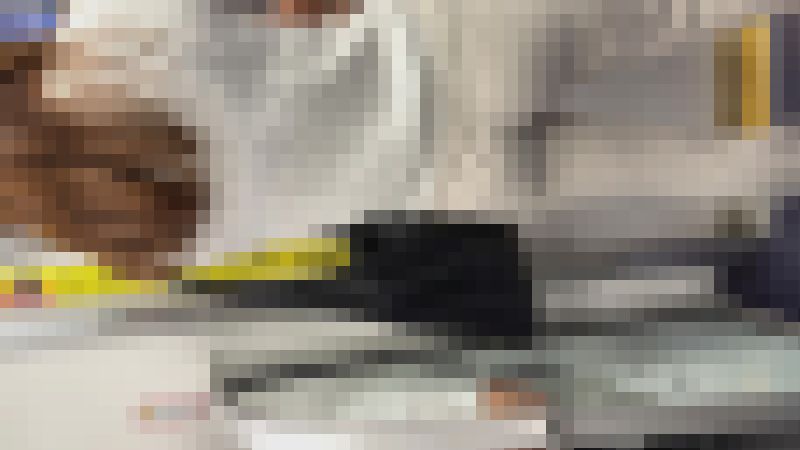 【再販】長尺！車内でメイクをする美人OLの体を凝視します(/ω＼)　サンプル画像3
