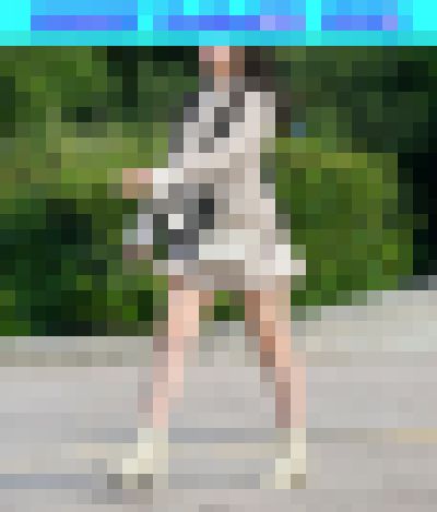 DS画像 202607版:ベージュのプリーツスカートに同系色ブーツを合わせた上品で可愛いモデルさん他、多数収録! サンプル画像