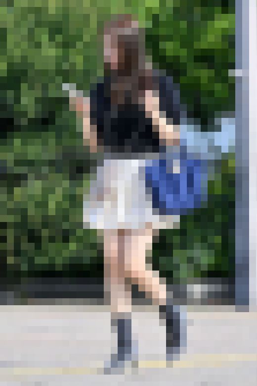 DS画像 202607版:ベージュのプリーツスカートに同系色ブーツを合わせた上品で可愛いモデルさん他、多数収録! サンプル画像5