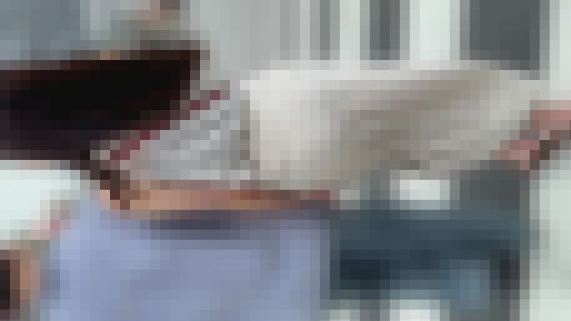 【再販】収録時間8分37秒！インナー履いてないのでパンティー透け透けの港区ギャル(/ω＼)　サンプル画像2