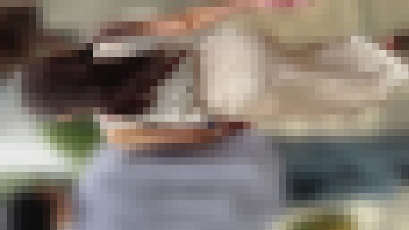 【再販】収録時間8分37秒！インナー履いてないのでパンティー透け透けの港区ギャル(/ω＼)　サンプル画像4