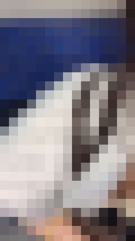 【推定E~Hカップ1】常に谷間が胸チラ！巨乳美女の立派な胸の膨らみ観察！　サンプル画像6
