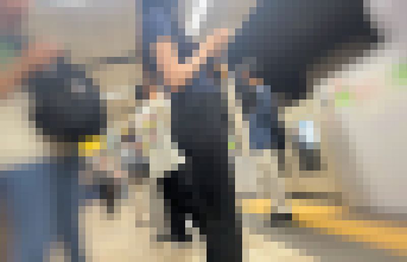 超上玉素人OLのエロ尻を堪能!ガチパッツンする自慢の美巨尻をムニュらせてパンティラインで♂を挑発! サンプル画像5