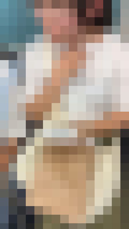 【おっぱいの膨らみ対決3】帰宅途中の大きな瞳とメガネが印象的な女の子とあどけさが残る可愛い子のおっぱいの膨らみを競います! サンプル画像2